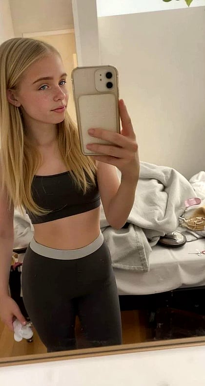 Fuck My Horny Body - I Want You Stroking Your Cock to My Naked Curves'