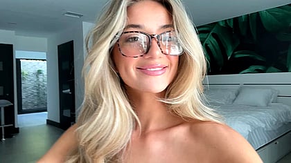 Watch This Fuckdoll Show You How To Cum Hard - RealAutumn On yunofap.com'