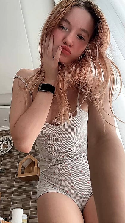 Watch Me Get Fucked Hard - Petite Redhead Fuckdoll Cum Reaction Video'