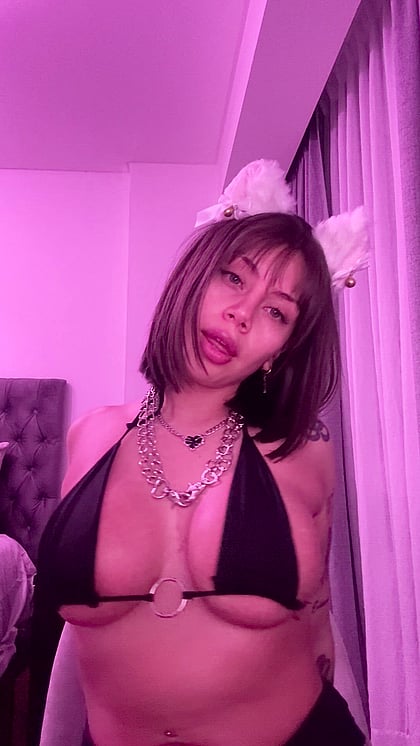 Spanking this tight latina cunt like a nasty fuckdoll'
