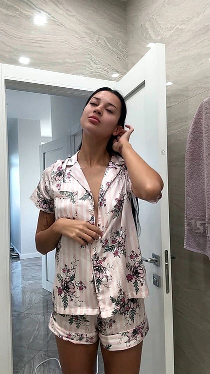 Ariana's Ultimate Fuckdoll Fantasy: Watch & Cum to My Naughty Video'