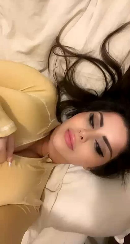 Did You Expect Them to Be This Huge? - Jazmen00's Big Tits Tease 'n Tittydrop'