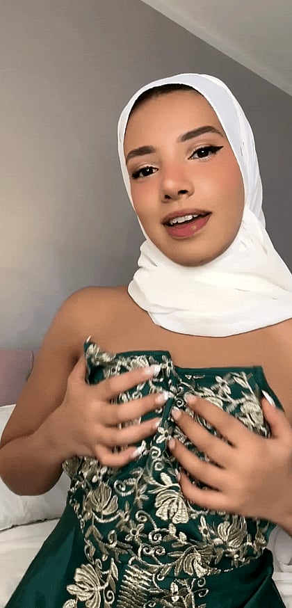Can I be your new fuckdoll - Watch me play with my tight wet pussy'