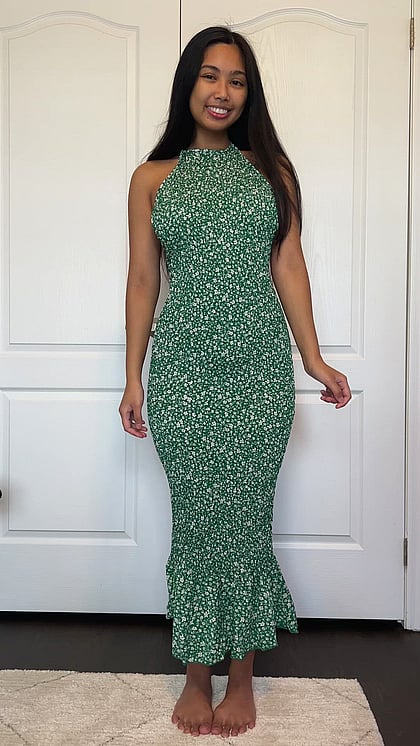 Hayley's Hot Mom Bod: Fuckable & Ready to Make You Cum'