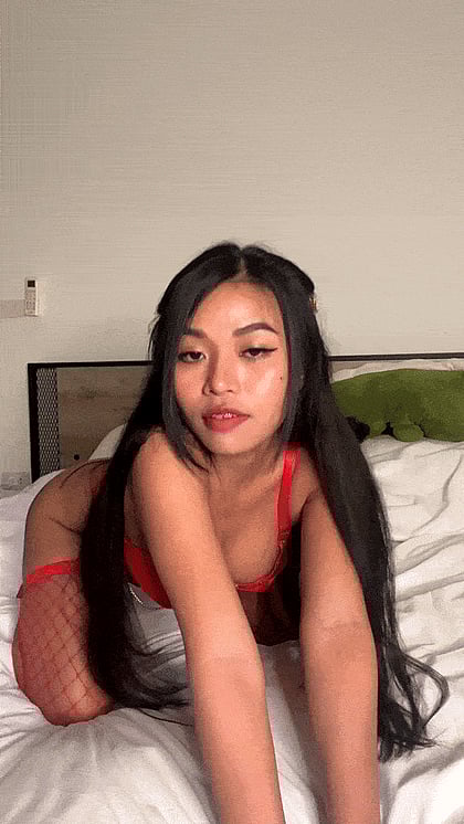 Spritz-Buttons: Your Personal Fuckdoll Ready for Any Fantasy'