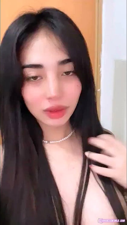 20F I hope I'm not too young for you. I really get attracted to older men that don't pull