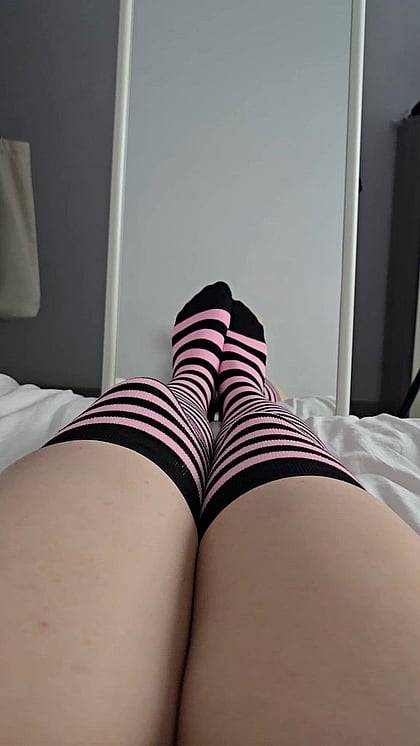 Fuckdoll Yourcecy Teases Her Tight Teen Pussy & Natural Tits - How Big's Your Cock?'
