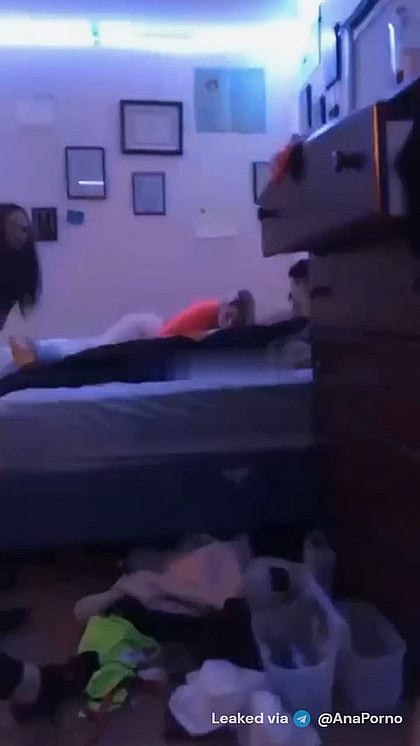 Wild Orgy: 5 Sluts & 2 Studs Go Crazy in Fuckfest Frenzy'