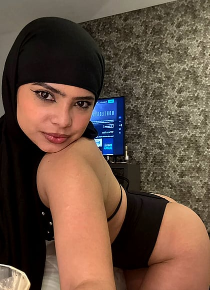 FATIMA's Fuckdoll Fantasy: Spread and Begging for Daddy's Load'