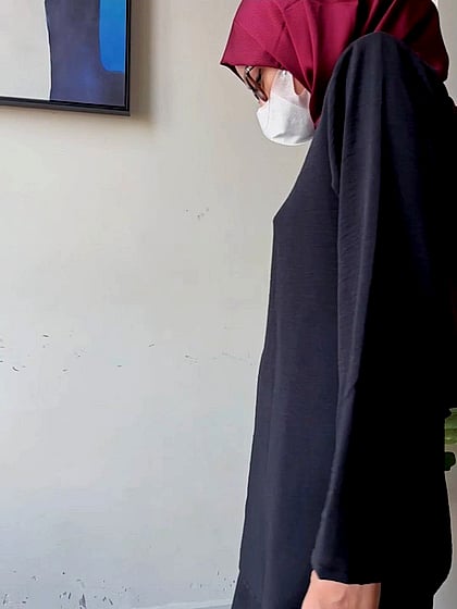 Hijab Babe Titty Drop Tease - Watch Me Get Nasty & Fap to My Big Muslim Tits'