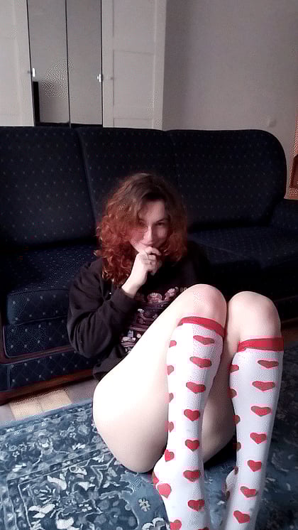 Cute Fuckdoll Vicky Gets Filthy & Begs for Cum - Watch Me Moan & Spread for You!'