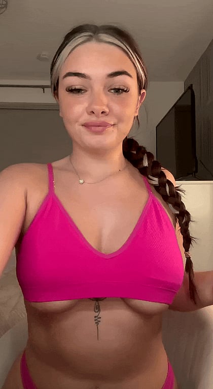 Big and Bouncy Fuckdoll Courtney💞 Wants You to Cum Hard'