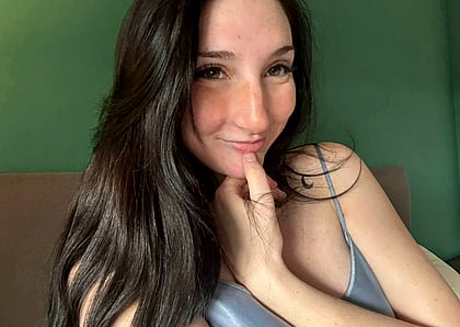 Say YES to Fucking RAW and Get My Nasty Nudes – I'm Your Filthy Fuckdoll LUNAAA!'