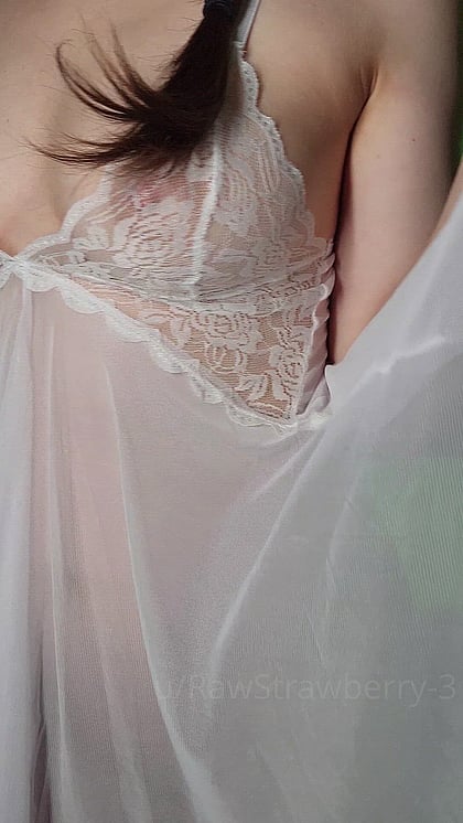 Cute Fuckdoll RawStrawberry 🔥 Gets Filthy & Begs for Your Cum - Watch Me Squirt & Moan Like a Slut'