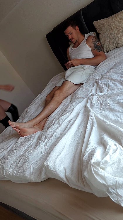 Watch This PAWG Domme Ride Her Sub's Face Until She Cums Hard - He's Totally Under My Control Now!'