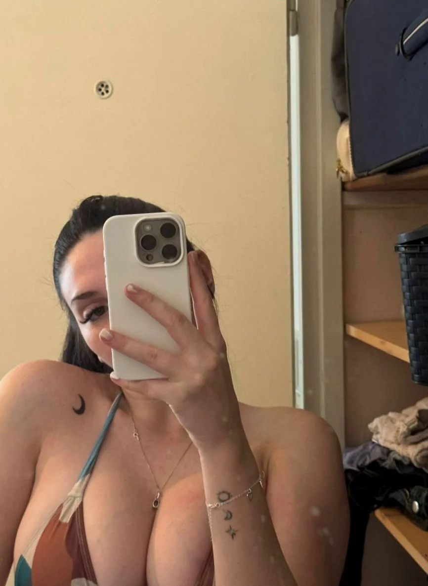 Say Yes If You'll Fuck My Tits and I'll Send You My Nudes - Only for Serious Cummers! picture 4 of 4