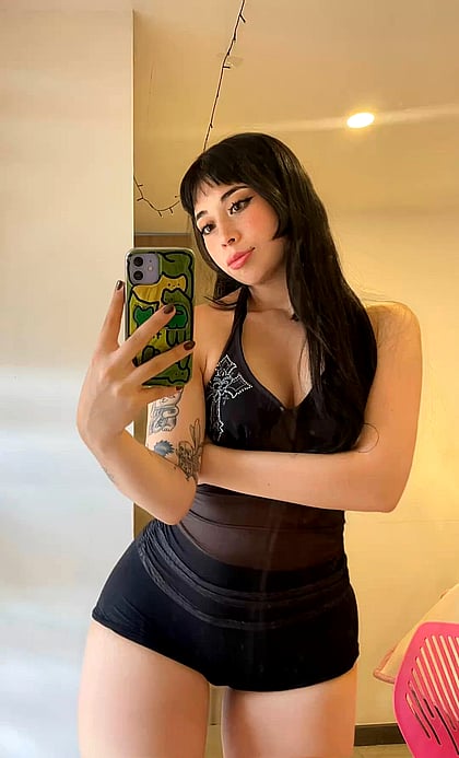 Watch My Hips Clap Wildly in This Fucking Hot Homemade Video - Cum Hard to My Pussy'