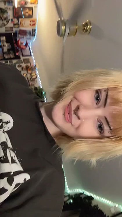 Fuck This Goth Doll on the First Date for a Creampie'