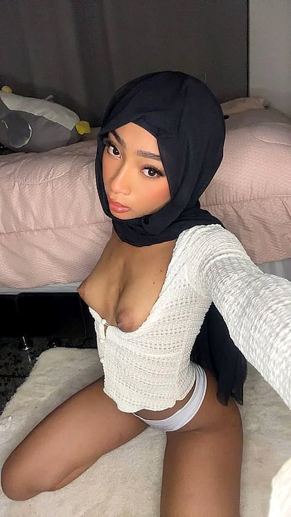 Fuck a Brown Hijabi? Watch Me Get Nasty and Beg for Cum'