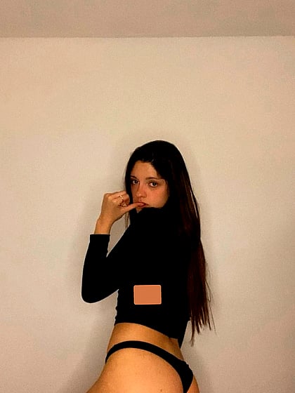 Zoee's Always Known I'm BTBF: A Fuckdoll's Nasty Pic to Make You Cum Hard'