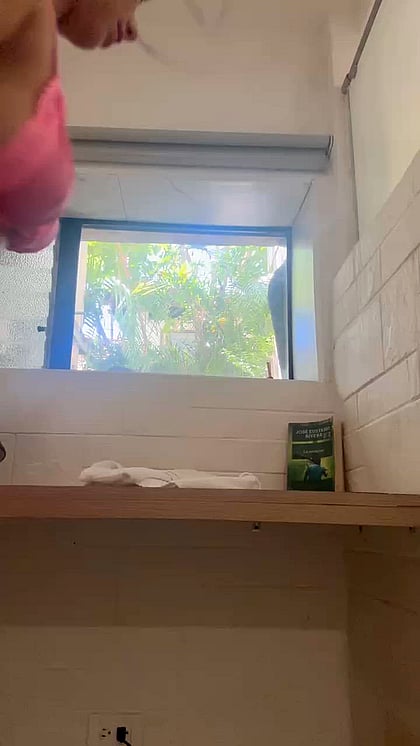 Watch Me Struggle to Reach My Tight Asshole - A Horny Latina Twerk Tease That'll Make You Cum Hard'