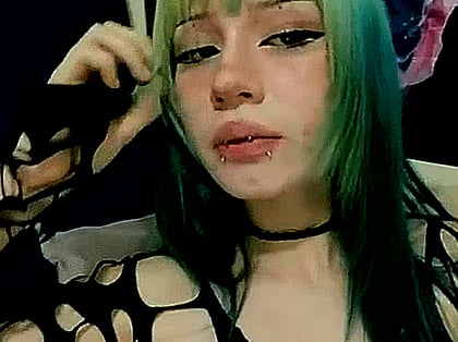 Wanna Fuck My Mouth Like a Free Use Slut? Cum Fill My Throat with Daddy's Load!'