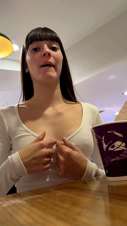 Fuck My Tight Petite Doll Pussy Raw and Cum Inside - Zara's Unwrapped Fantasy'