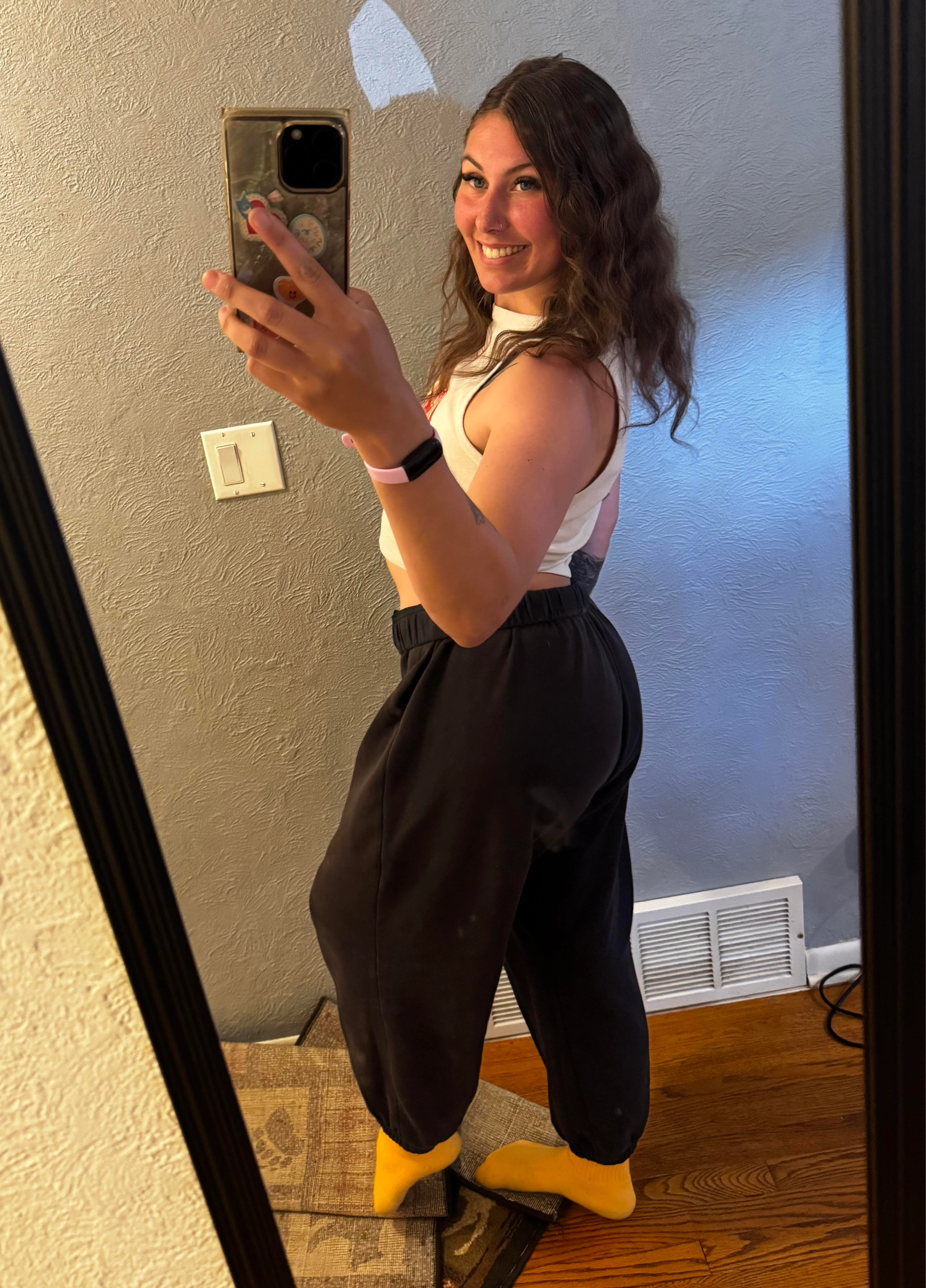 26 & A Mommy: Still Fuckworthy? Pound This BTBF Milf Hard! picture 4 of 9