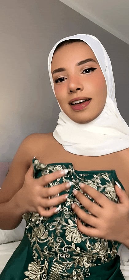 Arab Fuckdoll Craves Your Cock - Fap Hard to My Wet Pussy Video'