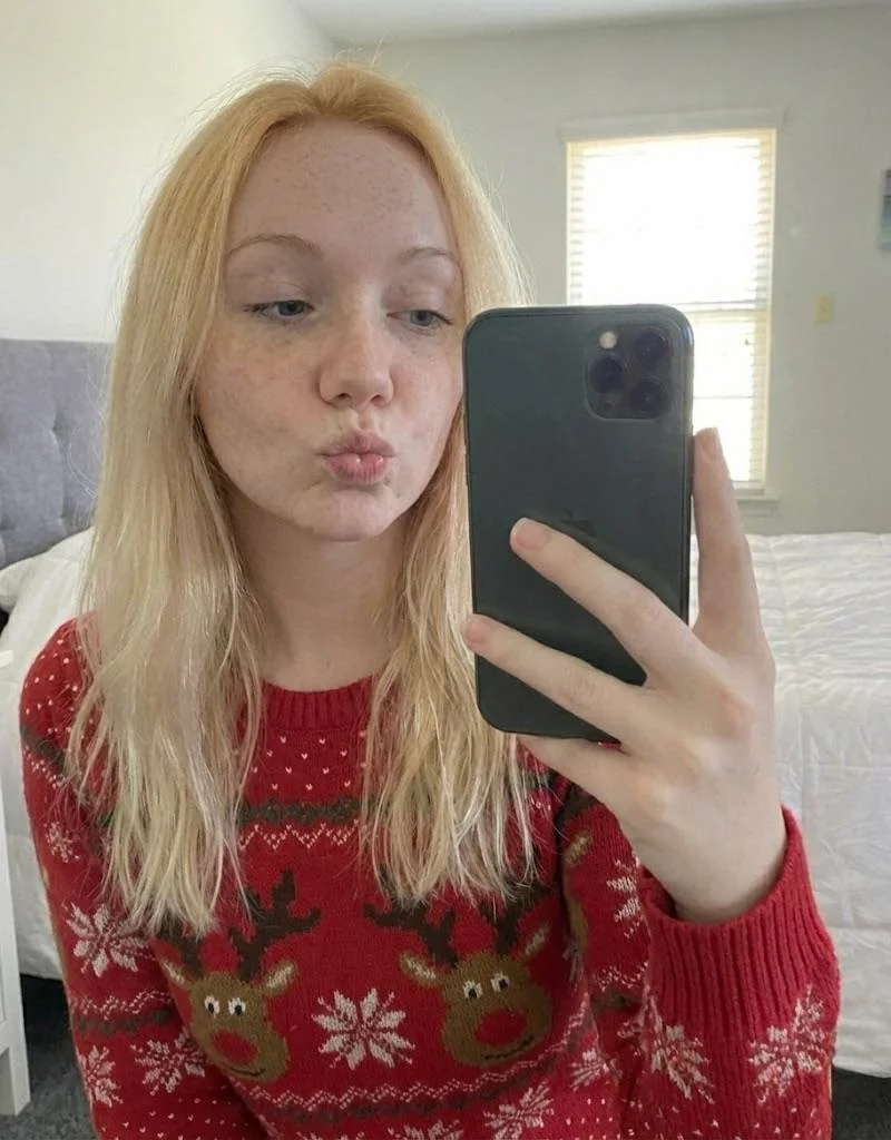 This 48-Year-Old Teacher is Your Personal Fucktoy - Cum to My Nasty Gallery picture 3 of 4