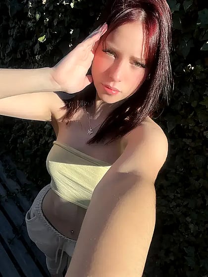 Mesmerizing-Body's Breeding Material: 18F Slut Begging to be Knocked Up - Fap Fuel for Your Load'