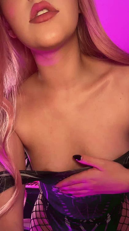 Busty Fuckdoll Kira Shows Off Her Huge Tits & Perfect Ass - Cum Watch Me Get Nasty!'