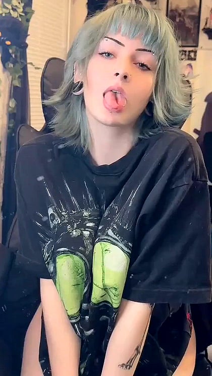 Goth Fuckdoll Blue LavenderThief Gets Filthy & Wants You to Bust Thick Loads All Over Her Big Tits'