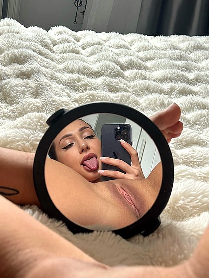 BTBF Slut Ready to Fuck Your Dreams Tonight - Wet Pussy Pics'